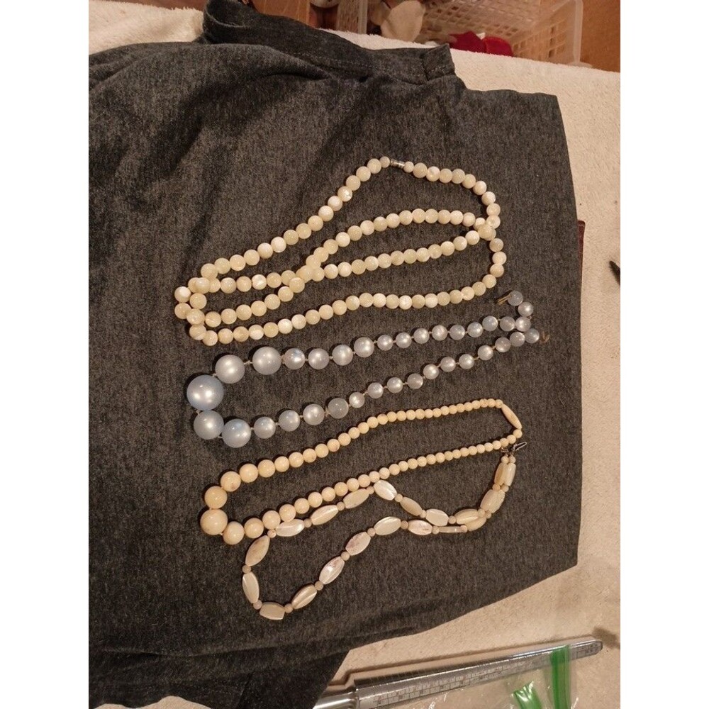 Vintage Beaded Jewelry Set of 4